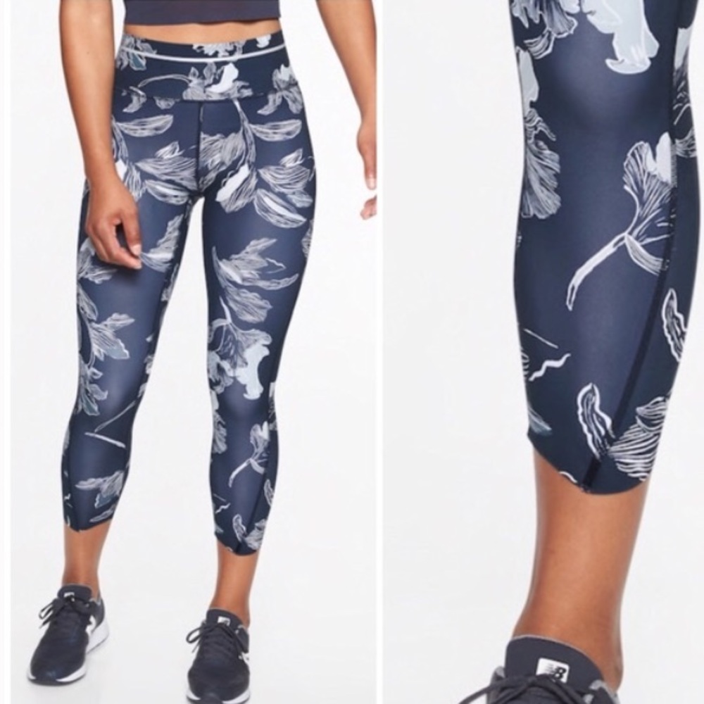 Athleta Floral Sonic Capri Leggings